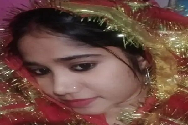 लव मैरेज के 10 महीने बाद लड़की को जबरन ले गये मायकेवाले, फिर लड़के ने किया... लव मैरेज के 10 महीने बाद लड़की को जबरन ले गये मायकेवाले, फिर लड़के ने किया...