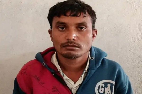 लेवी का पैसा माओवादियों तक पहुंचाता था कमलेश, पुलिस ने ऐसे दबोचा लेवी का पैसा माओवादियों तक पहुंचाता था कमलेश, पुलिस ने ऐसे दबोचा