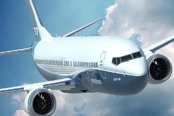 BREAKING : Boeing 737 एयरक्राफ्ट क्रैश, 133 यात्री थे सवार BREAKING : Boeing 737 एयरक्राफ्ट क्रैश, 133 यात्री थे सवार