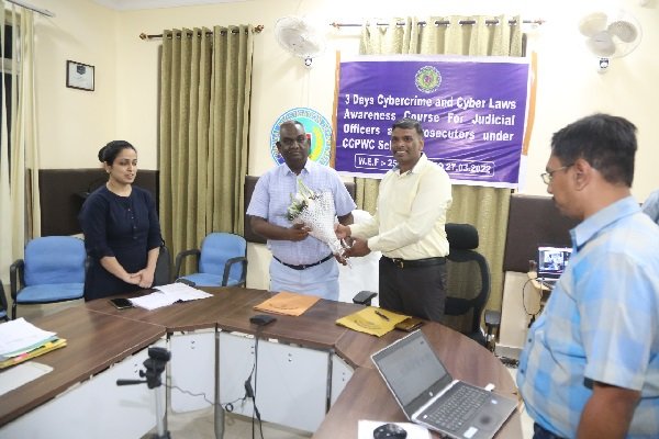 साइबर अपराध पर लगाम लगाने को चला 3 दिनों का क्लास साइबर अपराध पर लगाम लगाने को चला 3 दिनों का क्लास