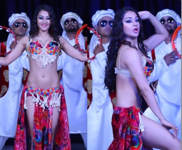 'चोली के पीछे क्या है' गाने पर इस एक्ट्रेस का डांस देख...(Video) 'चोली के पीछे क्या है' गाने पर इस एक्ट्रेस का डांस देख...(Video)