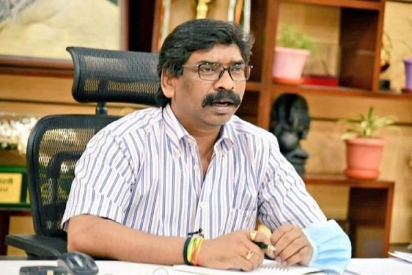 हेमंत सरकार के प्रयास से स्वावलंबी बन रहे युवा, देखिये कैसे हेमंत सरकार के प्रयास से स्वावलंबी बन रहे युवा, देखिये कैसे