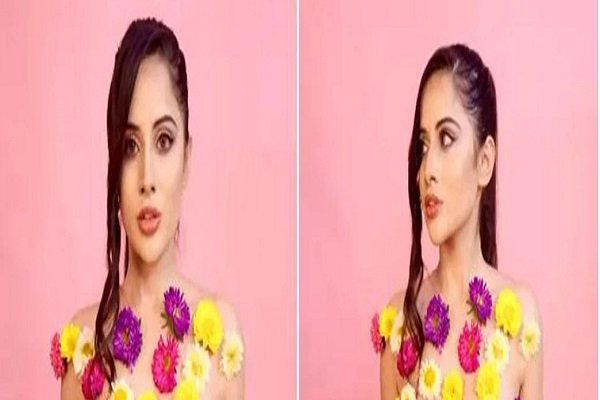 Urfi Javed ने कपड़े छोड़ सिर्फ रंग-बिरंगे फूल से ढकी पूरी बॉडी (Video) Urfi Javed ने कपड़े छोड़ सिर्फ रंग-बिरंगे फूल से ढकी पूरी बॉडी (Video)