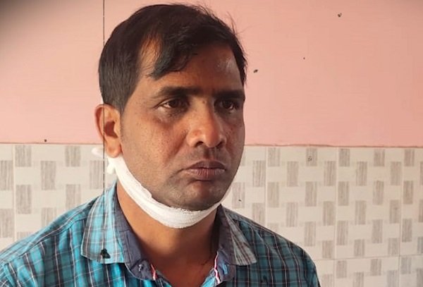 रिपोर्टर पर कातिलाना हमला... देखें वीडियो रिपोर्टर पर कातिलाना हमला... देखें वीडियो