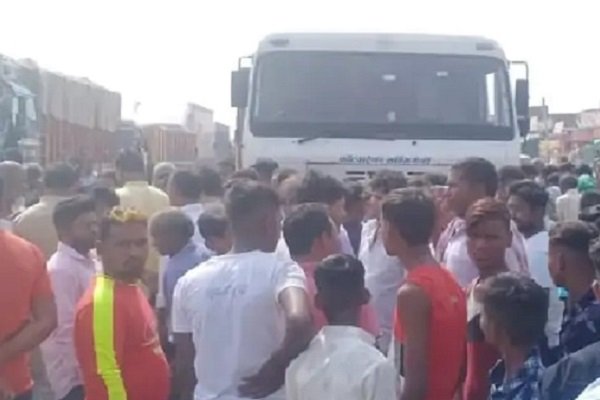 चाय की तलब में गई जान, देखें कैसे... चाय की तलब में गई जान, देखें कैसे...