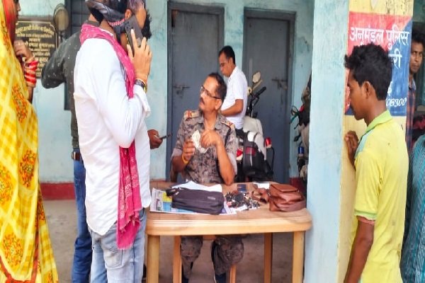 चितरपुर में चला चेकिंग अभियान, 41 हजार जुर्माना वसूले चितरपुर में चला चेकिंग अभियान, 41 हजार जुर्माना वसूले