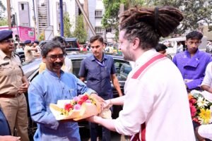 रांची में खुला “जोहारग्राम”, CM हेमंत ने काटा फीता… जानें खासियत