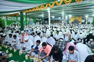 CM आवास में दावत-ए-इफ्तार… देखें तस्वीरें