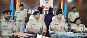रामनवमी की भीड़ में उड़ रहे थे Mobile, ऐसे खुला राज…