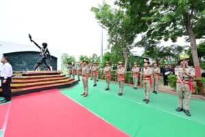धरती आबा को झारखंड का नमन, गवर्नर-CM पहुंचे कोकर… देखें