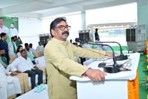 उलियान में गूंजा शहीद निर्मल महतो का नाम, भावुक हुये CM हेमंत सोरेन…