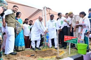 वन महोत्सव में CM हेमंत सोरेन बोले, ये चार चीजे झारखंड की असली पहचान…